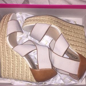 Candie’s Wedges